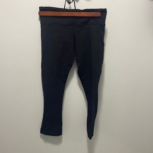 Lulu leggings size 4